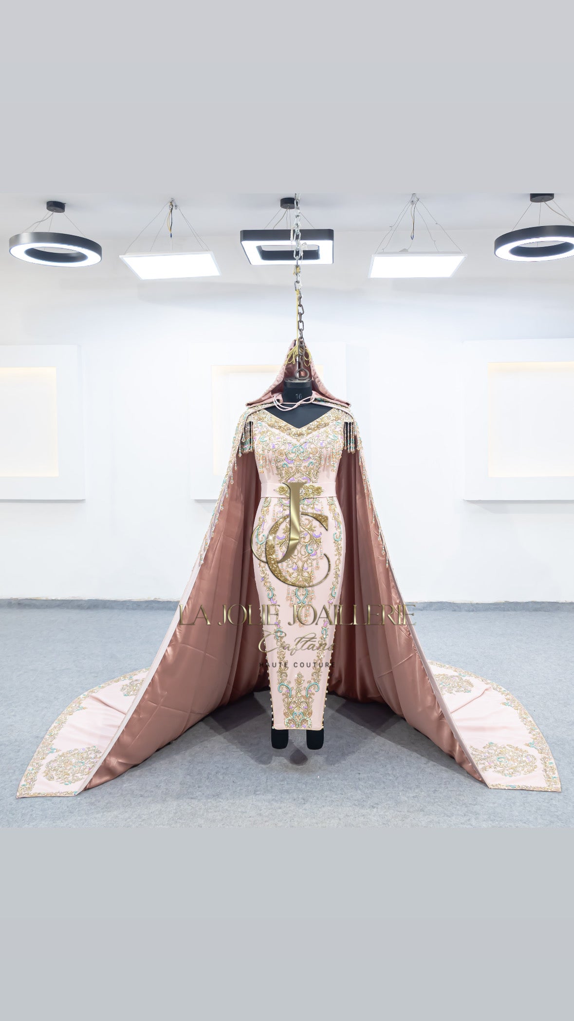 Bedroune Prestige Dilizie 💎🌸 - La Jolie Joaillerie Caftans