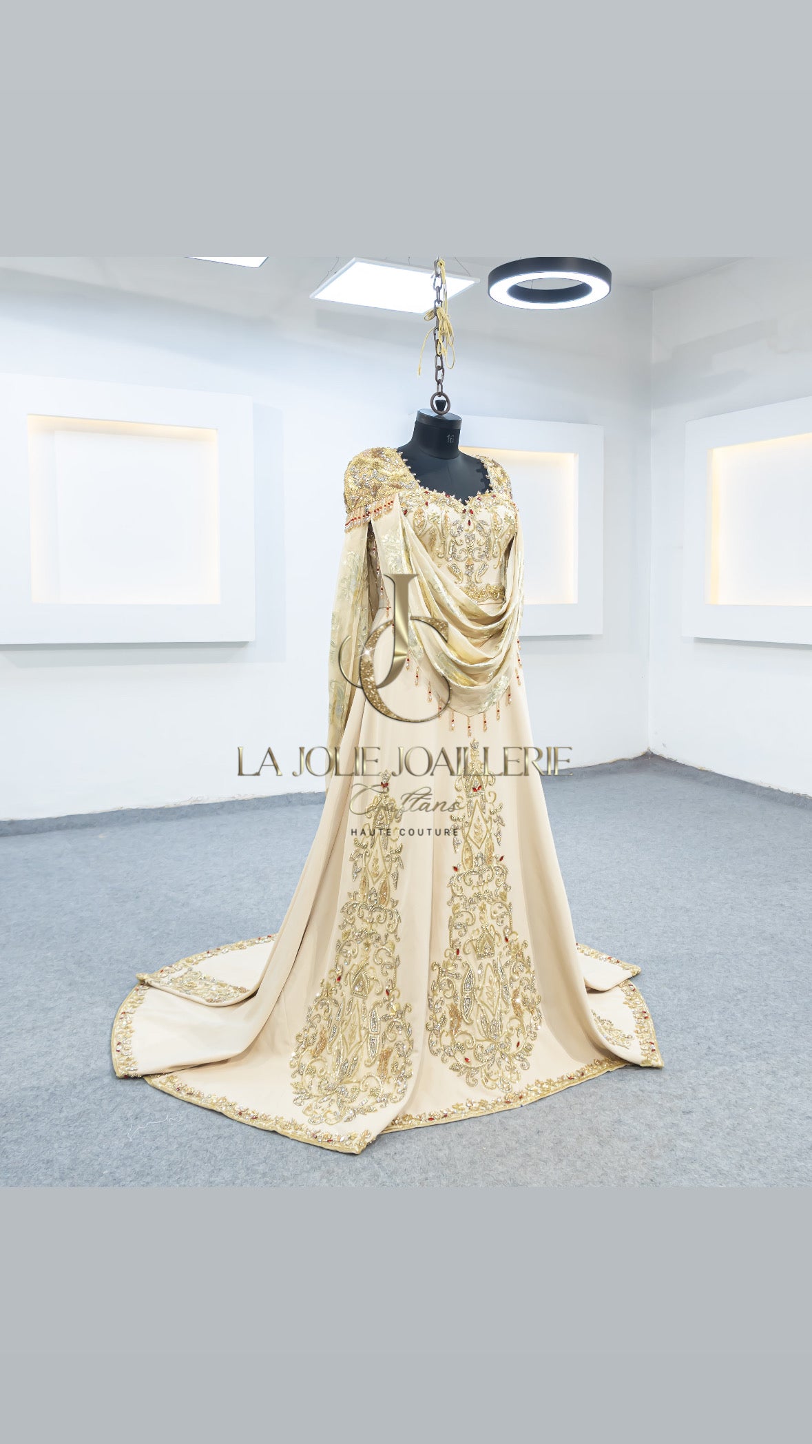 Chaouia Prestige Bakhta ⚜️🤎 - La Jolie Joaillerie Caftans