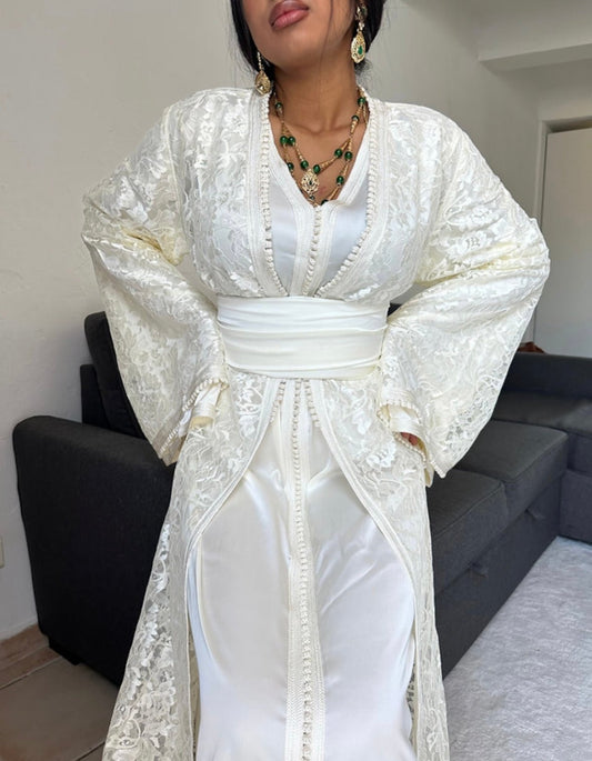 Takchita Warda 🌺 - La Jolie Joaillerie Caftans